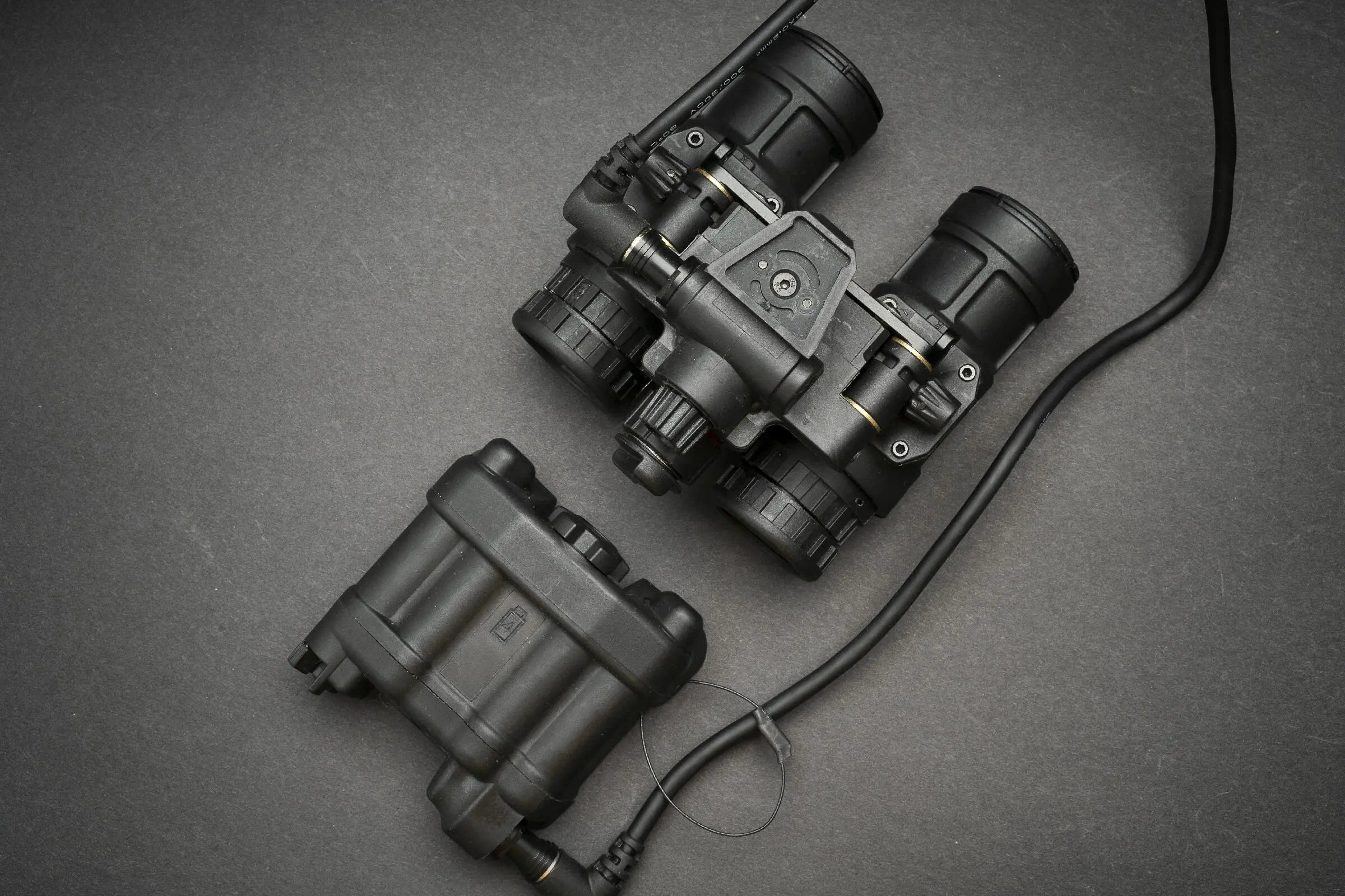 DL-31S digital night vision banner